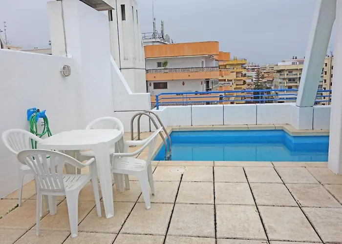 House Penthouse Apartman